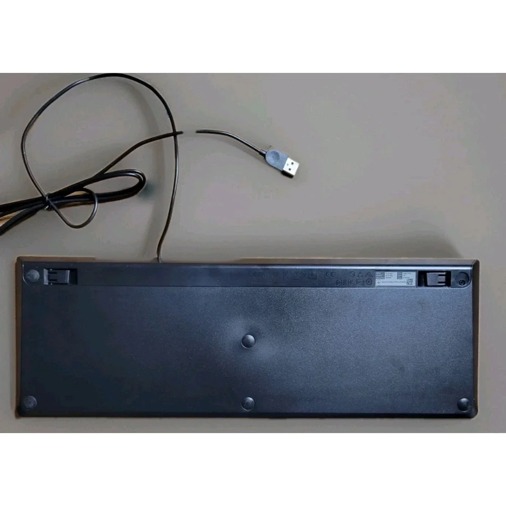 Lenovo 300 USB Keyboard (model SK-8823) black full size numeric computer PC